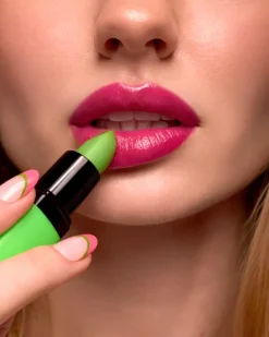 Colour Changing Lip Paint